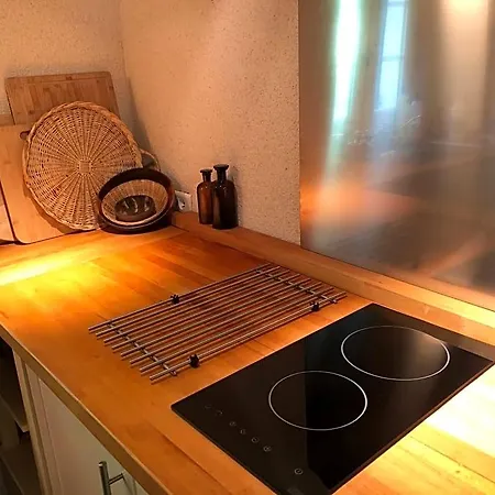 Mabelle Reve Bed & Breakfast 4*